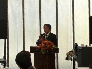 挨拶をする山下市長