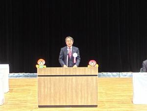 挨拶をする山下市長