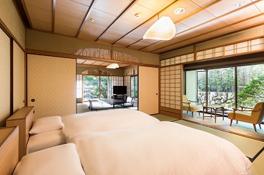 三養荘