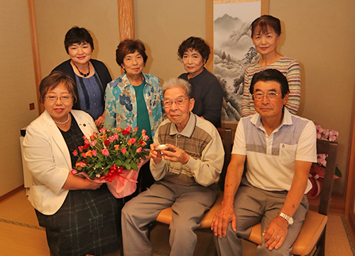 9月14日100歳の長寿者を市長が訪問3