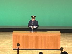 挨拶をする山下市長