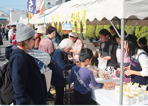 11月18日伊豆長岡商工祭が開催3