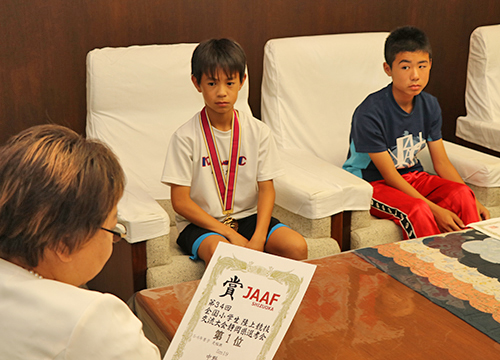 7月12日小学生が東海・全国小学生陸上競技交流大会へ出場を報告1