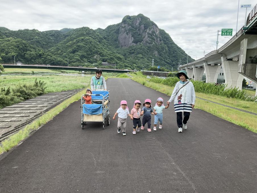 ひまわり保育園大仁分園5月の様子